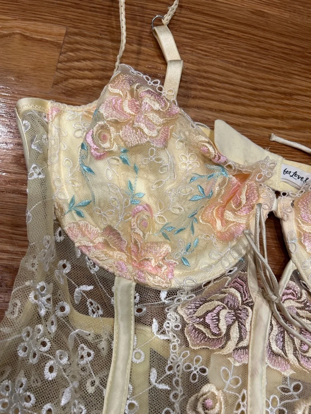 For Love And Lemons pastel Yellow Floral Embroidered Lace Bustier women’s medium